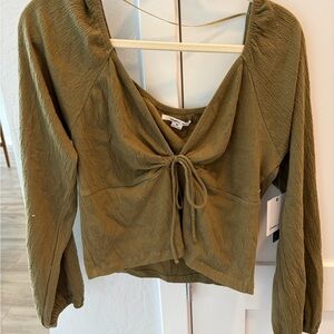 NWT O'Neill Olive Green Balloon Sleeve Crop Top